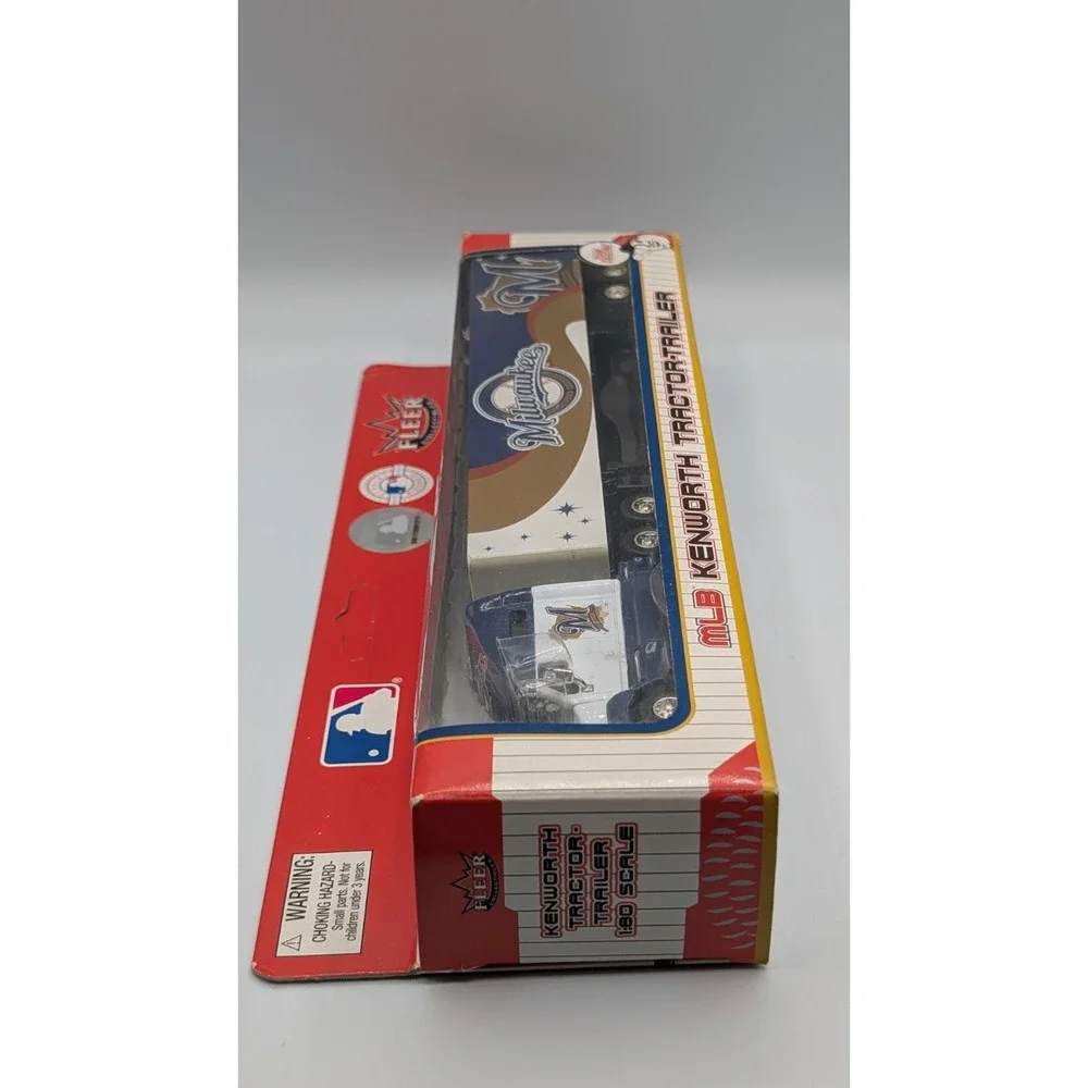 2004 Milwaukee Brewers Fleer Collectibles 1:80 diecast Kenworth tractor-trailer